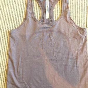 Lululemon swiftly tank NWT